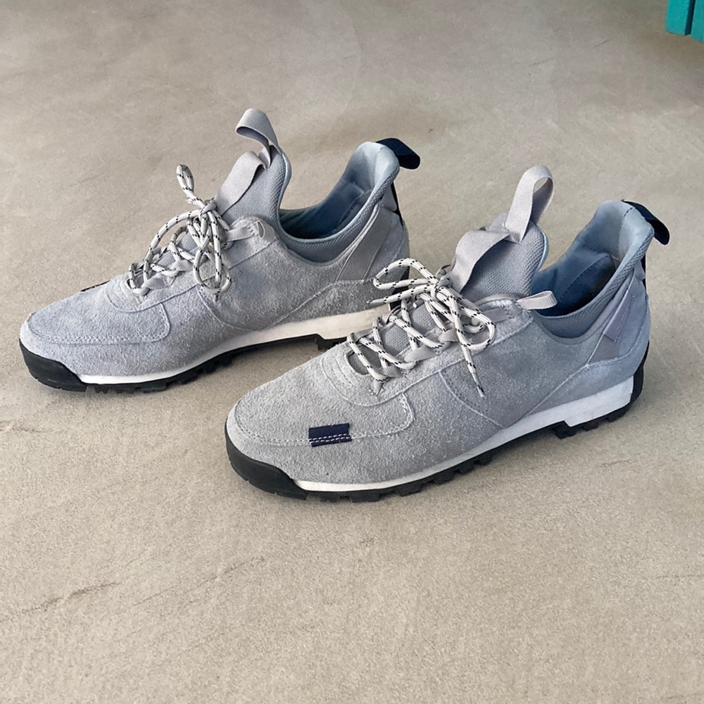 COPY - Clearweather sneakers.  I’ve worn only once.  Super comfy shoes like fee…